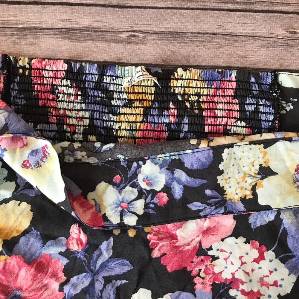 New Free People Off the Shoulder Floral Crop Top - Picture 4 of 6